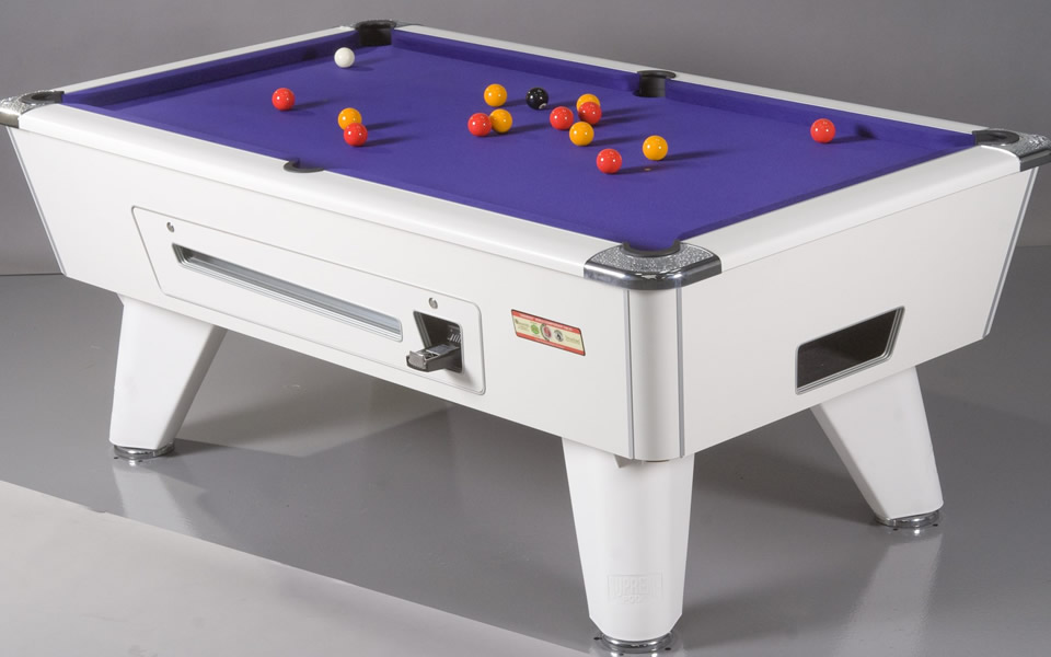 Winner Pool table